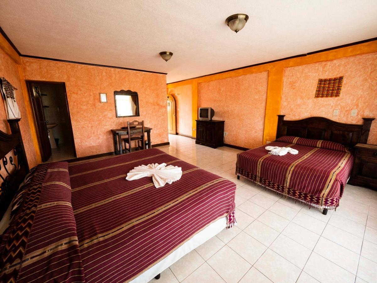 Hotel Tiosh Abaj Santiago Atitlán Exteriör bild