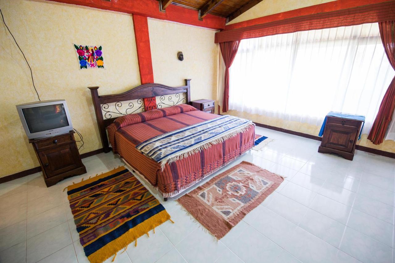 Hotel Tiosh Abaj Santiago Atitlán Exteriör bild