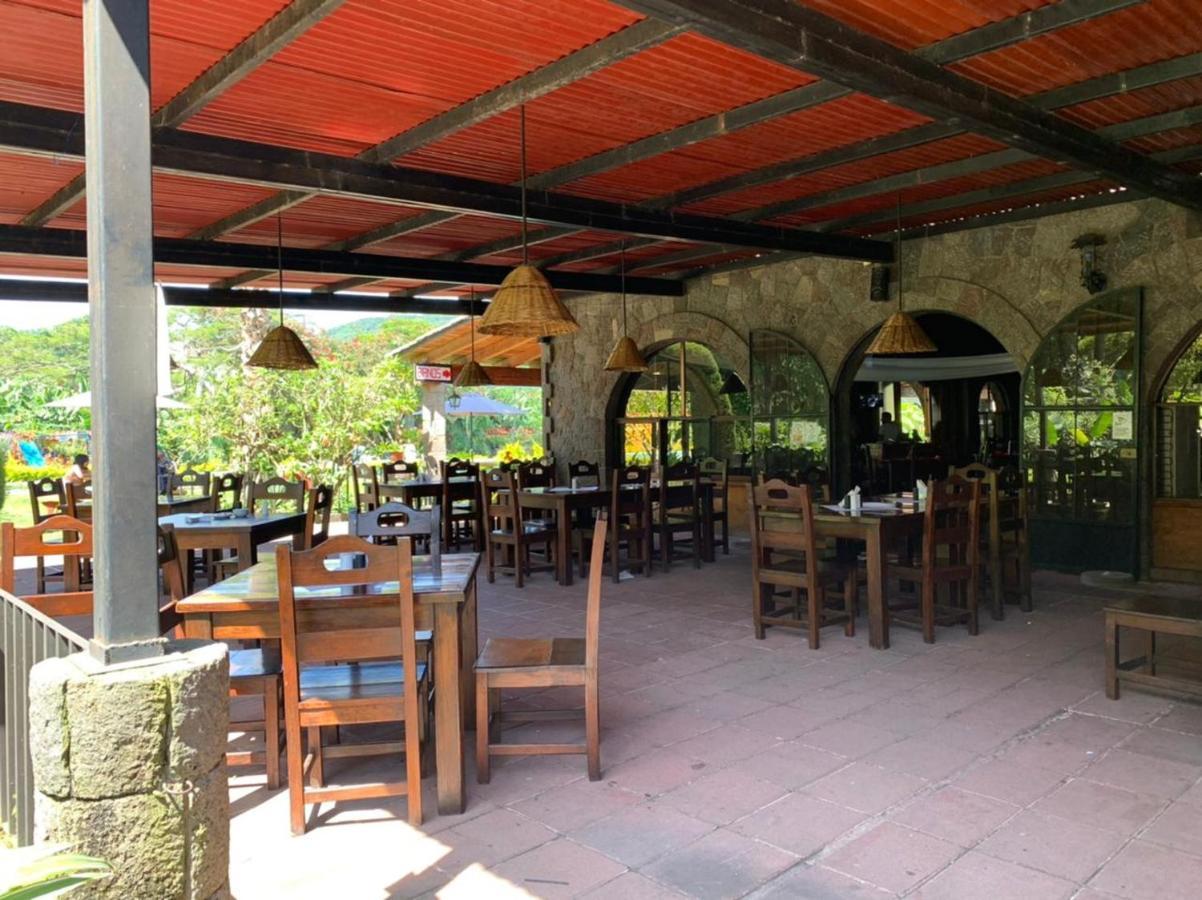 Hotel Tiosh Abaj Santiago Atitlán Exteriör bild