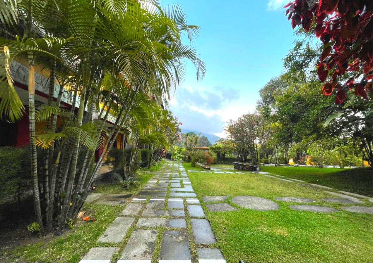 Hotel Tiosh Abaj Santiago Atitlán Exteriör bild